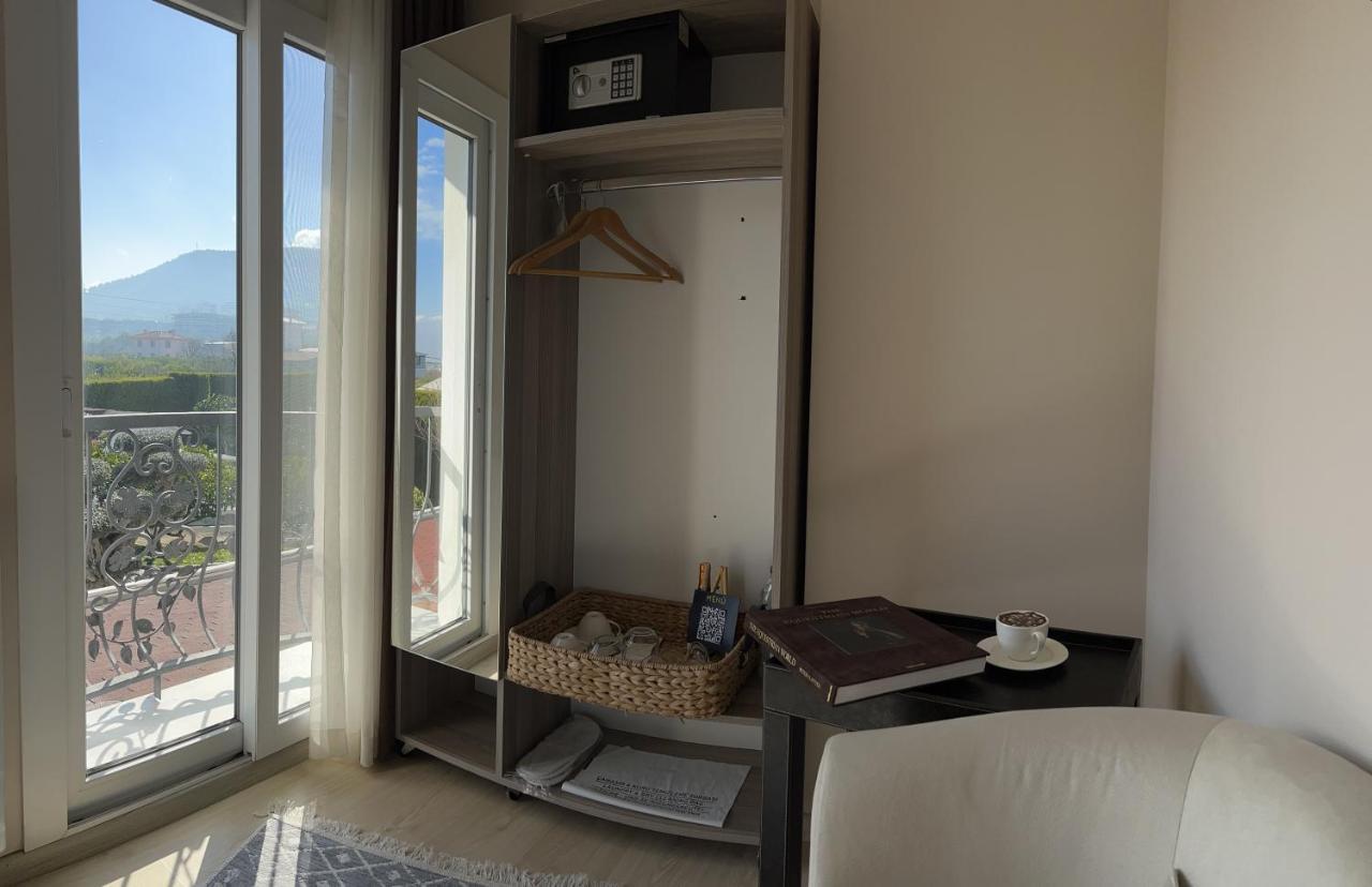 B. Equine Range Hotel Narlıdere Kültér fotó