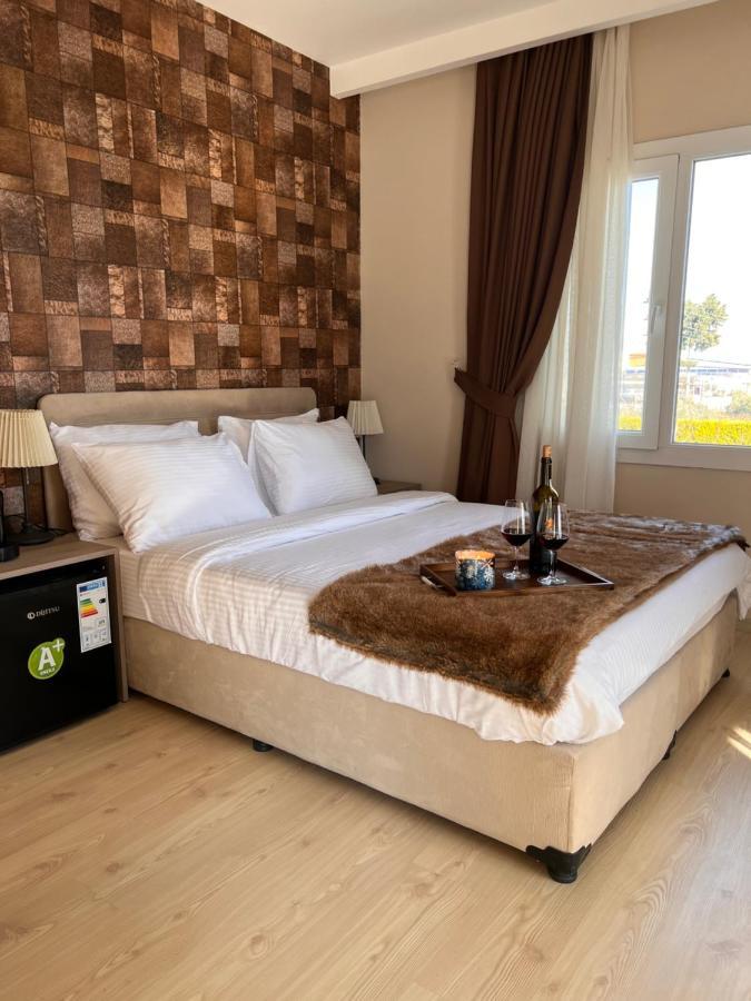 B. Equine Range Hotel Narlıdere Kültér fotó