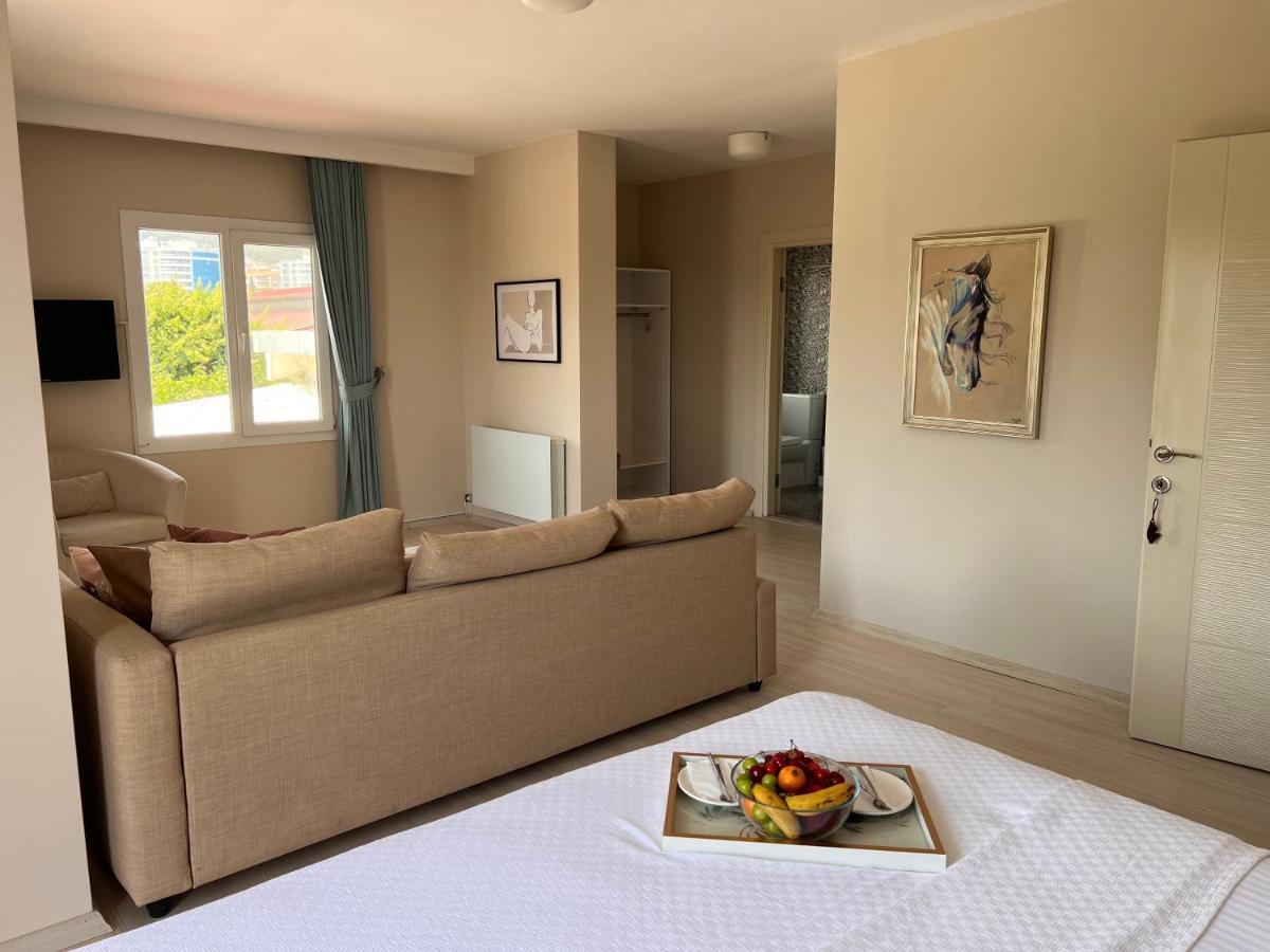 B. Equine Range Hotel Narlıdere Kültér fotó