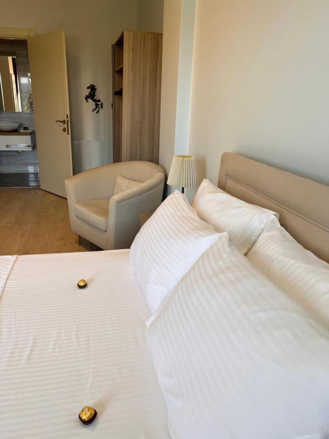 B. Equine Range Hotel Narlıdere Kültér fotó