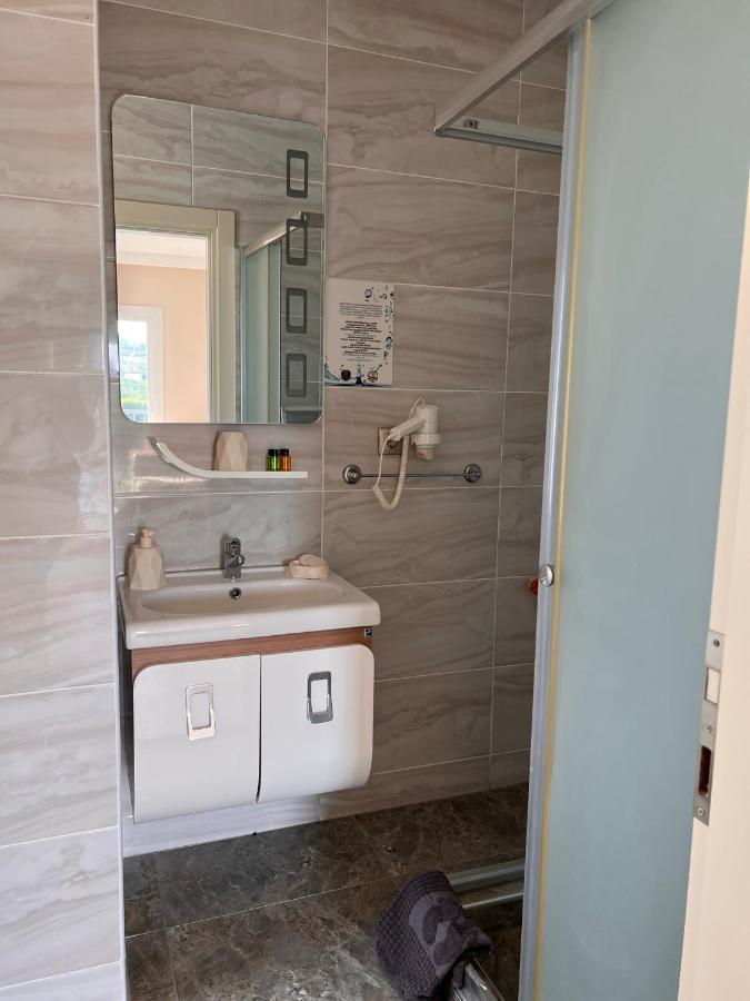 B. Equine Range Hotel Narlıdere Kültér fotó